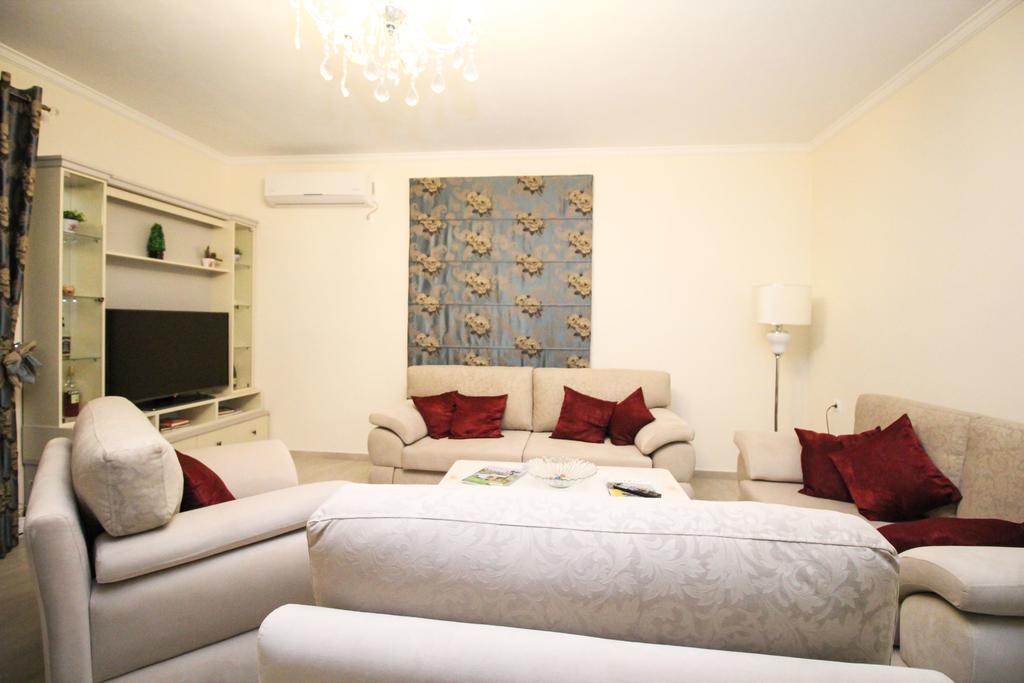 Villa Aleandro *